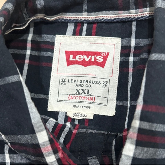 Levi’s Long Sleeve Pearl Snap Plaid Button Up Shirt Black Red White Modern Fit - Picture 4 of 8